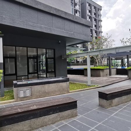 Alocasia Geniehome 3Br Free Wifi @ Utropolis Shah Alam Extérieur photo