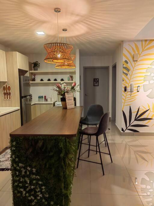 Alocasia Geniehome 3Br Free Wifi @ Utropolis Shah Alam Extérieur photo