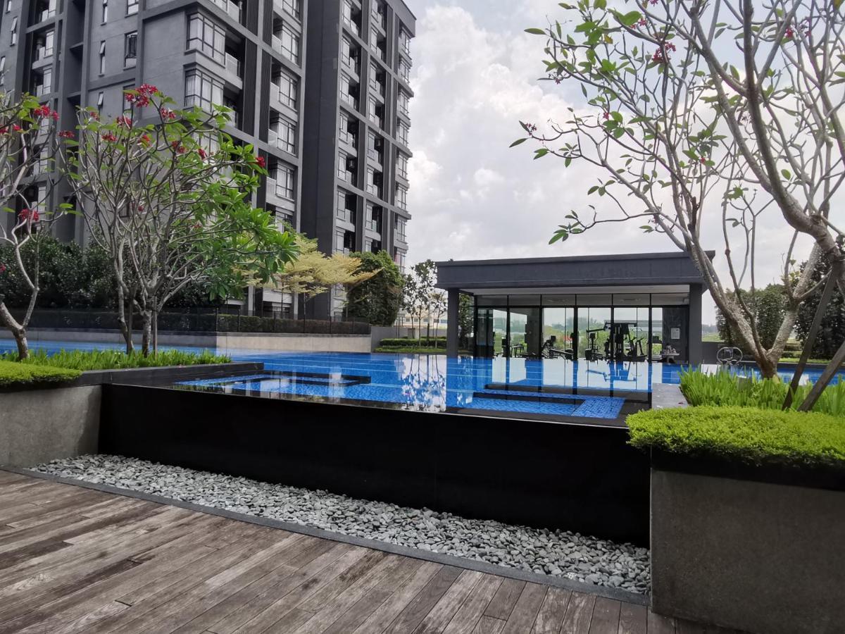 Alocasia Geniehome 3Br Free Wifi @ Utropolis Shah Alam Extérieur photo